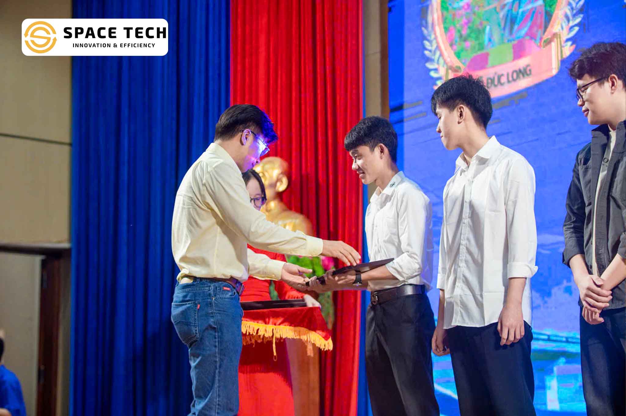 SPACE TECH Đồng Hành Cùng Tân Sinh Viên Bách Khoa Đà Nẵng – Tiếp Sức Thế Hệ Kỹ Sư Tương Lai 4 hbfspt2026